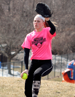 Brittney Drake returns to pitch for the Lady Goldbacks this season.